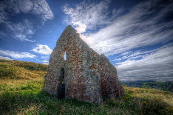 critchton,castle,church,midlothian,scotland,ruin,historic