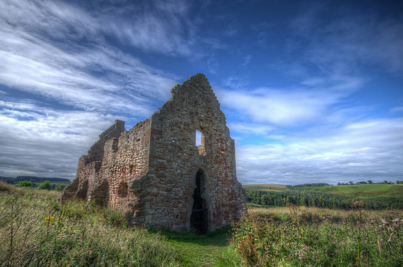 critchton,castle,church,midlothian,scotland,ruin,historic