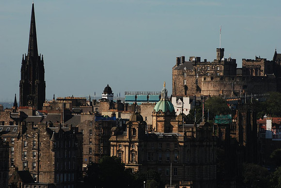 Tolbooth Kirk & Edinburgh Castle